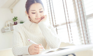 授業料は分納可能・休学制度もあり